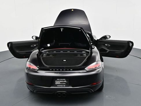 Certified 2024 Porsche 718 Boxster RWD image 35