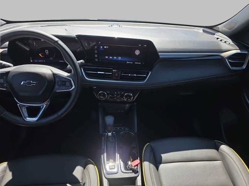 Used 2025 Chevrolet TrailBlazer ACTIV w/ Convenience Package image 13