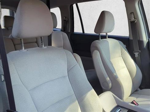 Used 2016 Honda Pilot LX image 23