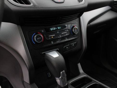 Used 2017 Ford Escape SE image 17