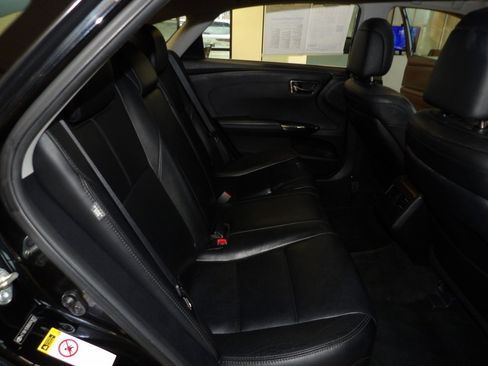 Used 2013 Toyota Avalon XLE Premium image 18