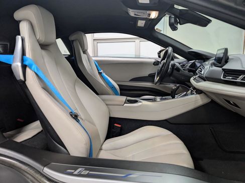 Used 2015 BMW i8 AWD/4WD image 18