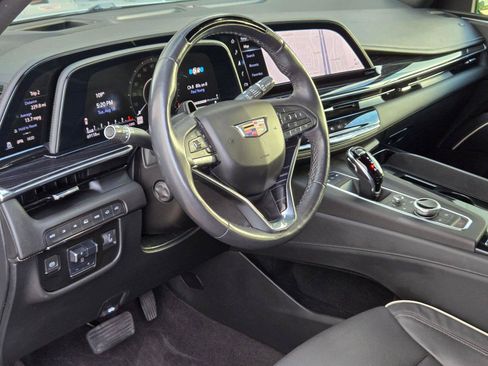 Used 2023 Cadillac Escalade Sport w/ LPO, ONYX Package AWD/4WD image 10