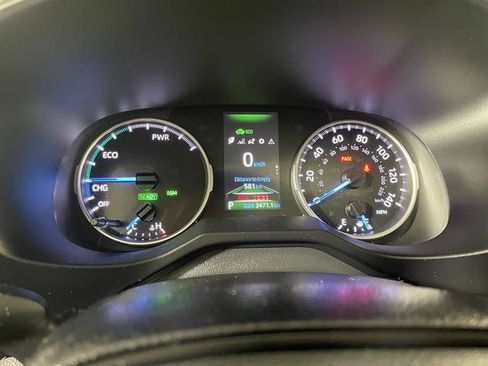 Certified 2021 Toyota RAV4 XLE w/ Convenience Package AWD/4WD image 14