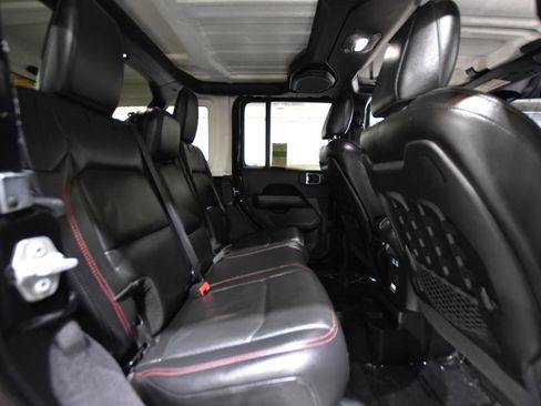 Used 2018 Jeep Wrangler Unlimited Rubicon image 50