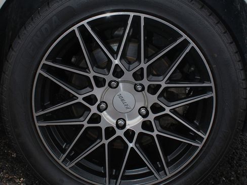 Used 2014 Buick LaCrosse Leather image 11