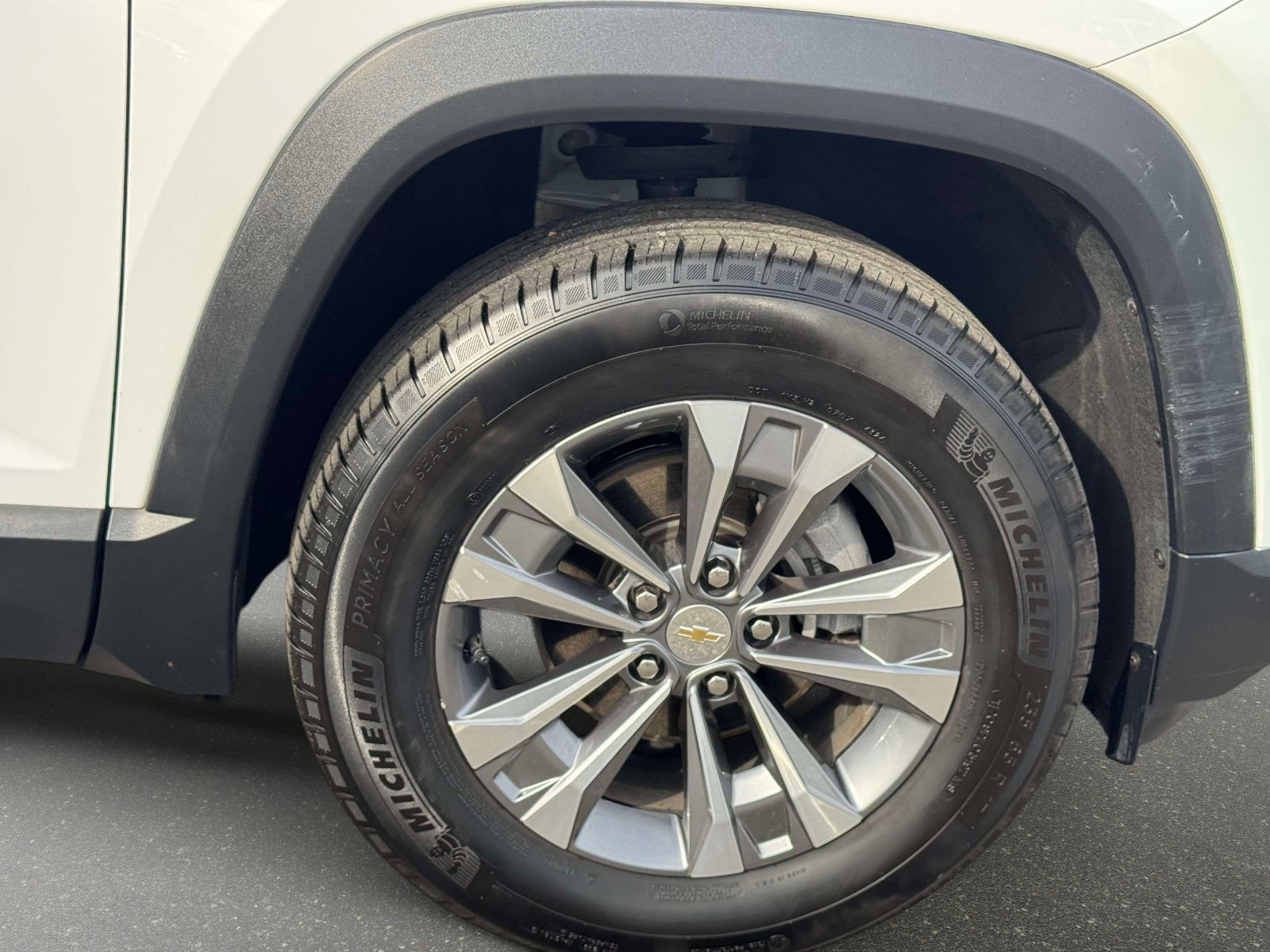 Used 2025 Chevrolet Equinox LT w/ Convenience Package II AWD/4WD image 8