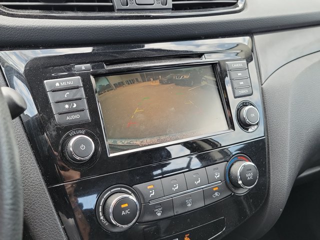 Used 2020 Nissan Rogue Sport S w/ Appearance Package FWD image 28