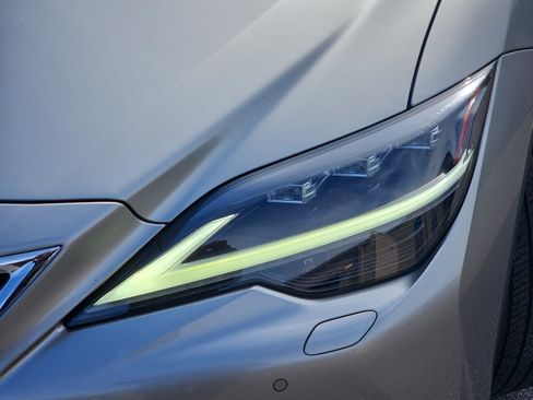 Used 2022 Lexus LS 500 AWD w/ Interior Upgrade Package image 29