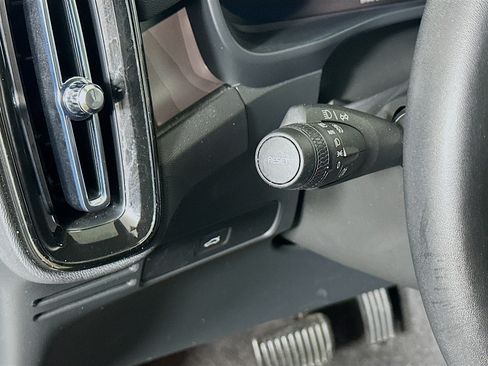 Used 2023 Volvo XC40 Recharge Plus AWD/4WD image 17