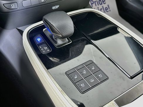 Certified 2025 Lexus LS 500 F Sport AWD/4WD image 16