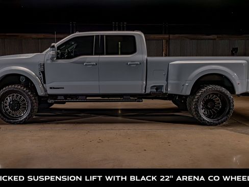Used 2025 Ford F450 Lariat w/ FX4 Off-Road Package AWD/4WD image 5