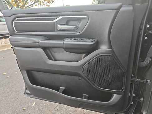 Certified 2025 RAM 1500 Big Horn image 24