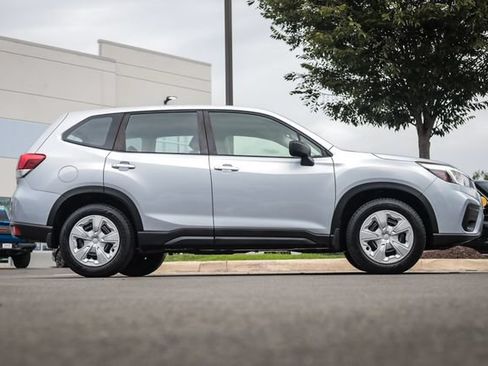 Used 2020 Subaru Forester AWD/4WD image 11