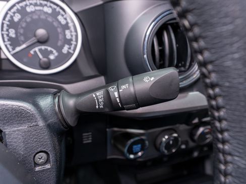 Used 2023 Toyota Tacoma SR5 w/ Technology Package image 29