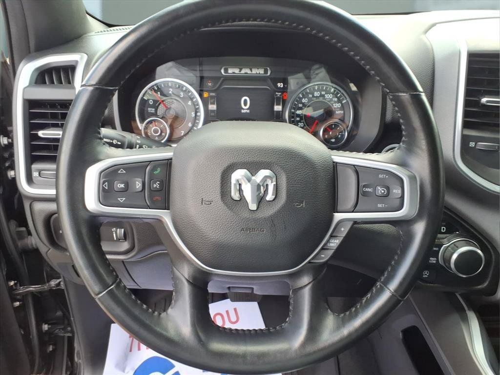Used 2022 RAM 1500 Big Horn AWD/4WD image 12