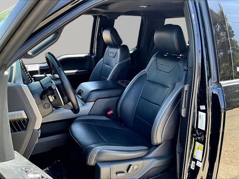 Used 2018 Ford F150 Raptor w/ Equipment Group 802A Luxury AWD/4WD image 22