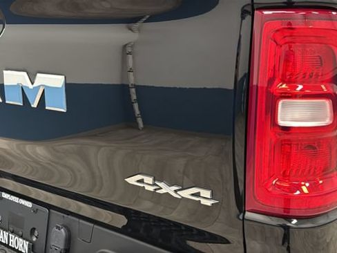 Used 2025 RAM 1500 Laramie w/ Laramie Southwest Edition AWD/4WD image 40