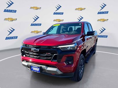 Used 2024 Chevrolet Colorado Z71 w/ Z71 Convenience Package 2