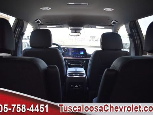 New 2026 Chevrolet Traverse Z71 w/ Driver Confidence Package AWD/4WD image 11