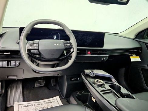 Used 2025 Kia EV6 Light w/ Light LR Technology Package RWD image 11