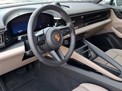 New 2025 Porsche Macan 4 Electric