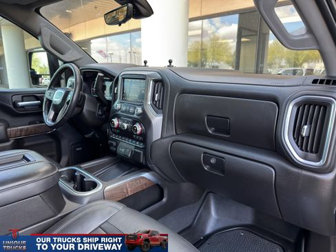 Used 2021 GMC Sierra 2500 Denali w/ Denali Black Diamond Edition image 29
