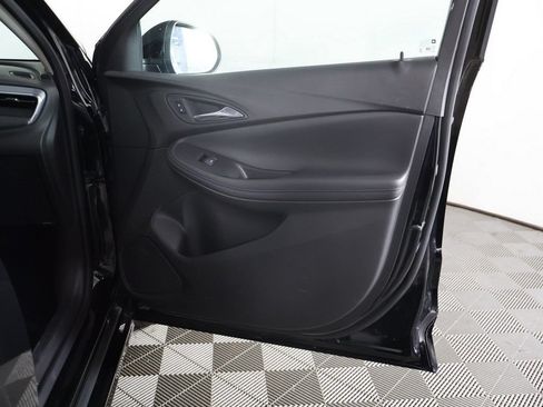 Used 2025 Buick Encore GX Sport Touring FWD image 19