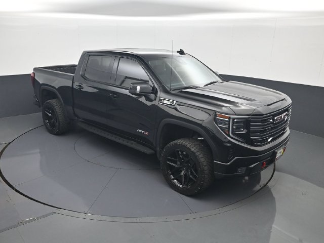 Used 2025 GMC Sierra 1500 AT4 w/ AT4 Premium Package AWD/4WD image 15