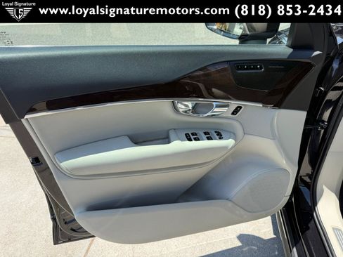 Used 2019 Volvo XC90 T6 Momentum w/ Advanced Package AWD/4WD image 22