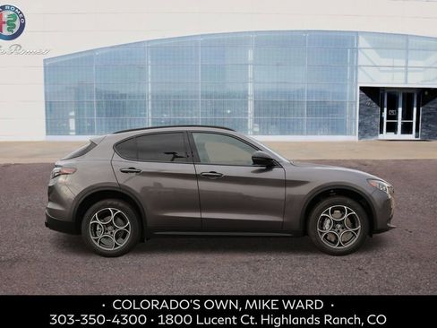 New 2025 Alfa Romeo Stelvio Sprint image 7
