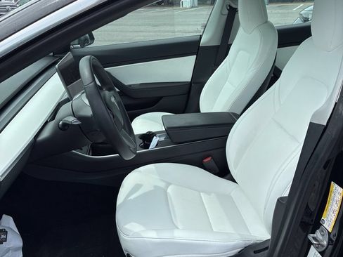 Used 2020 Tesla Model 3 RWD image 5