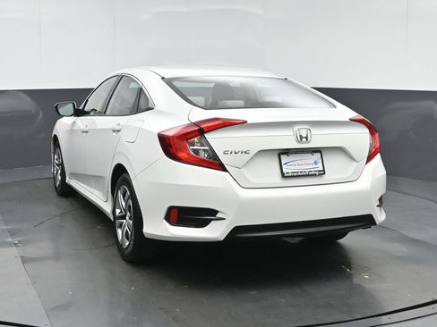 Used 2018 Honda Civic LX image 5