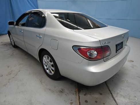 Used 2004 Lexus ES 330 FWD image 31