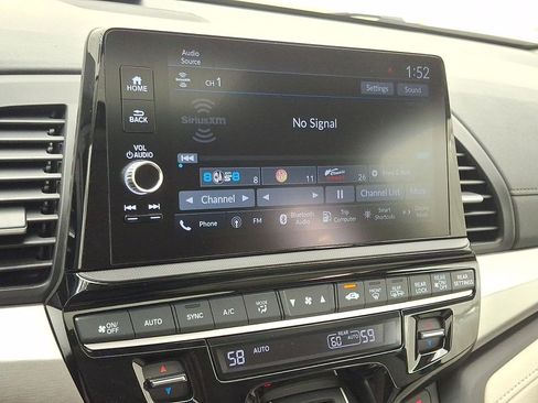 Used 2026 Honda Odyssey EX-L image 17