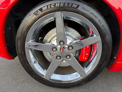 Used 2006 Chevrolet Corvette Convertible w/ Preferred Equipment Group image 37