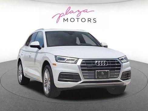 Used 2018 Audi Q5 2.0T Premium Plus w/ Premium Plus Package AWD/4WD image 3