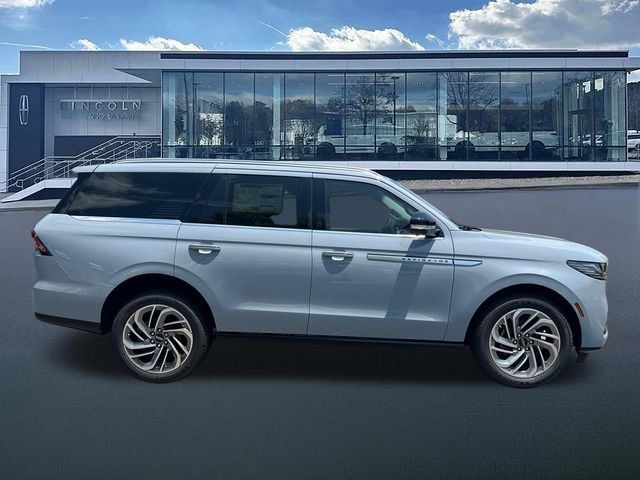 New 2026 Lincoln Navigator Reserve AWD/4WD image 9