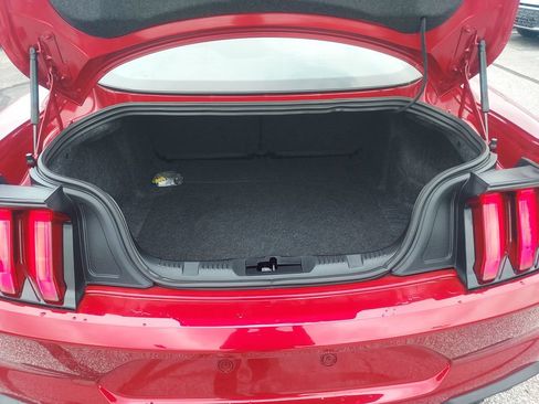 Used 2021 Ford Mustang GT RWD image 25