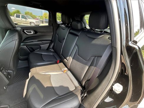 New 2025 Jeep Compass Latitude w/ Convenience Group image 10