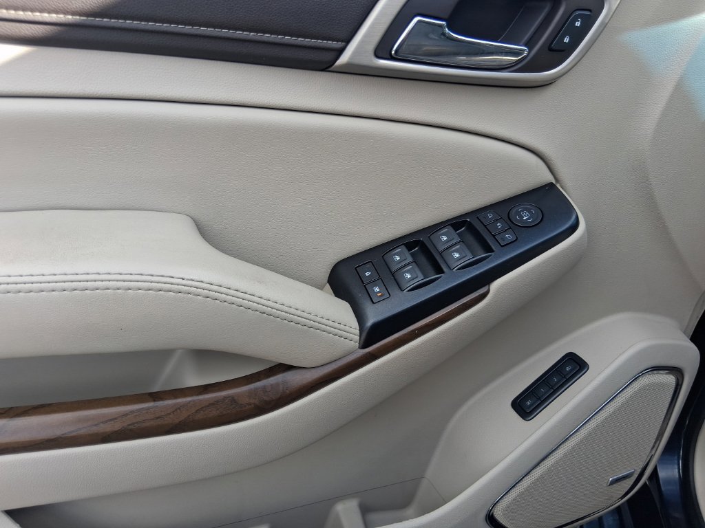 Used 2019 GMC Yukon XL Denali AWD/4WD image 8