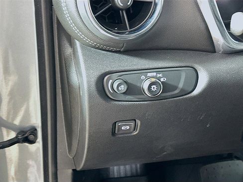 Used 2023 Chevrolet Blazer LT w/ Convenience Package image 10