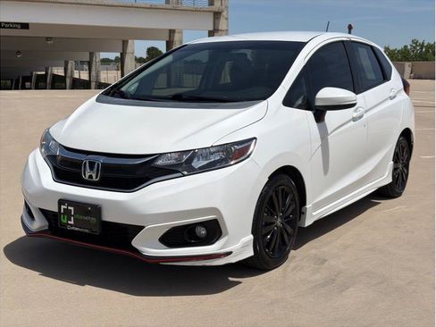 Used 2018 Honda Fit Sport image 3