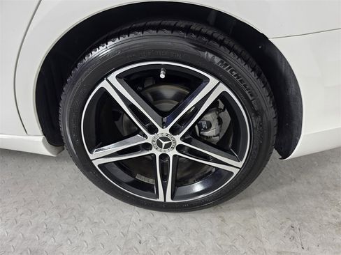 Certified 2022 Mercedes-Benz A 220 image 17