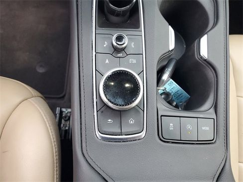 Used 2024 Cadillac XT4 Premium Luxury image 26