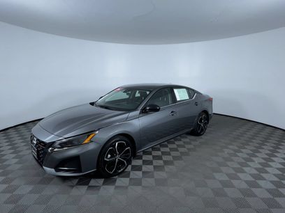 Used 2025 Nissan Altima 2.5 SR