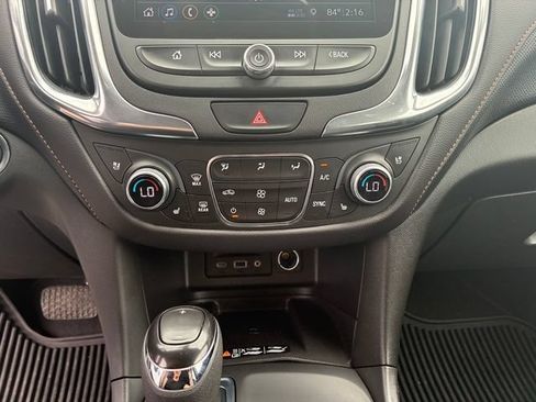 Used 2021 Chevrolet Equinox Premier AWD/4WD image 25