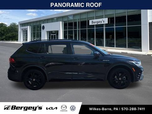 Certified 2024 Volkswagen Tiguan SE R-Line AWD/4WD image 6