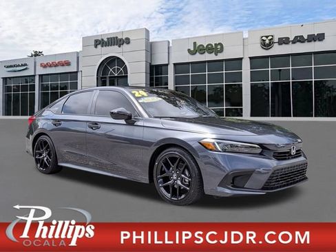 Used 2024 Honda Civic Sport image 1