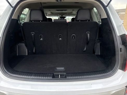Used 2024 Kia Telluride S w/ S Sunroof Package image 18